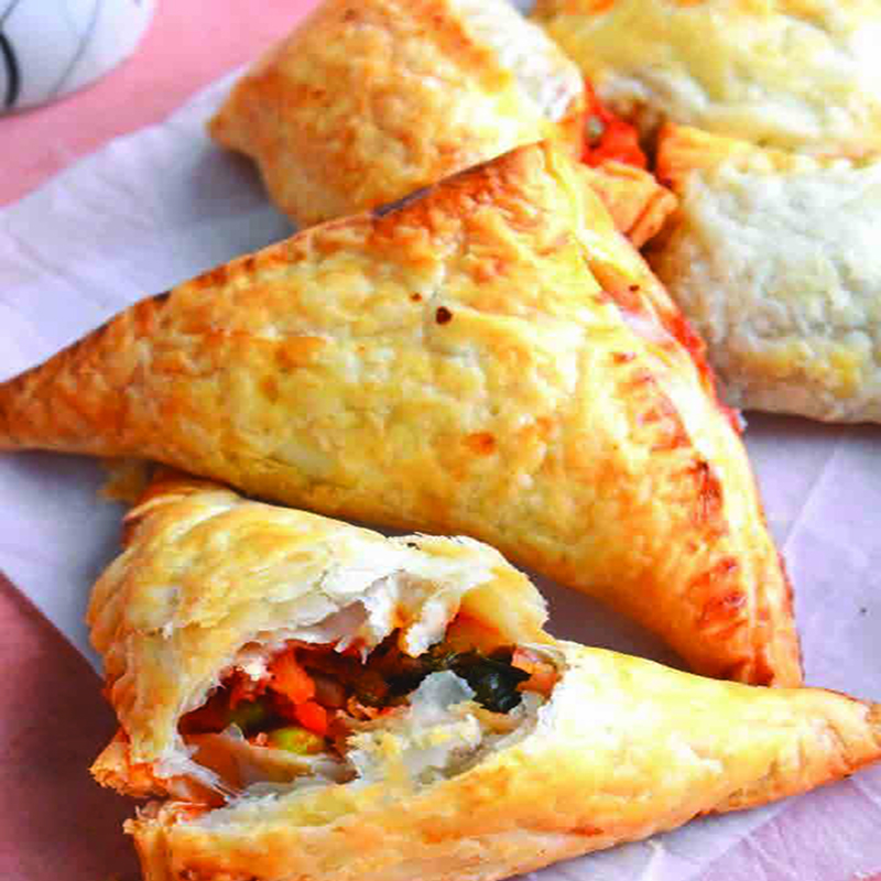 veg puffs triangular
